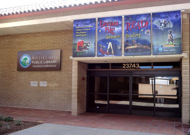 Valencia Public Library 3