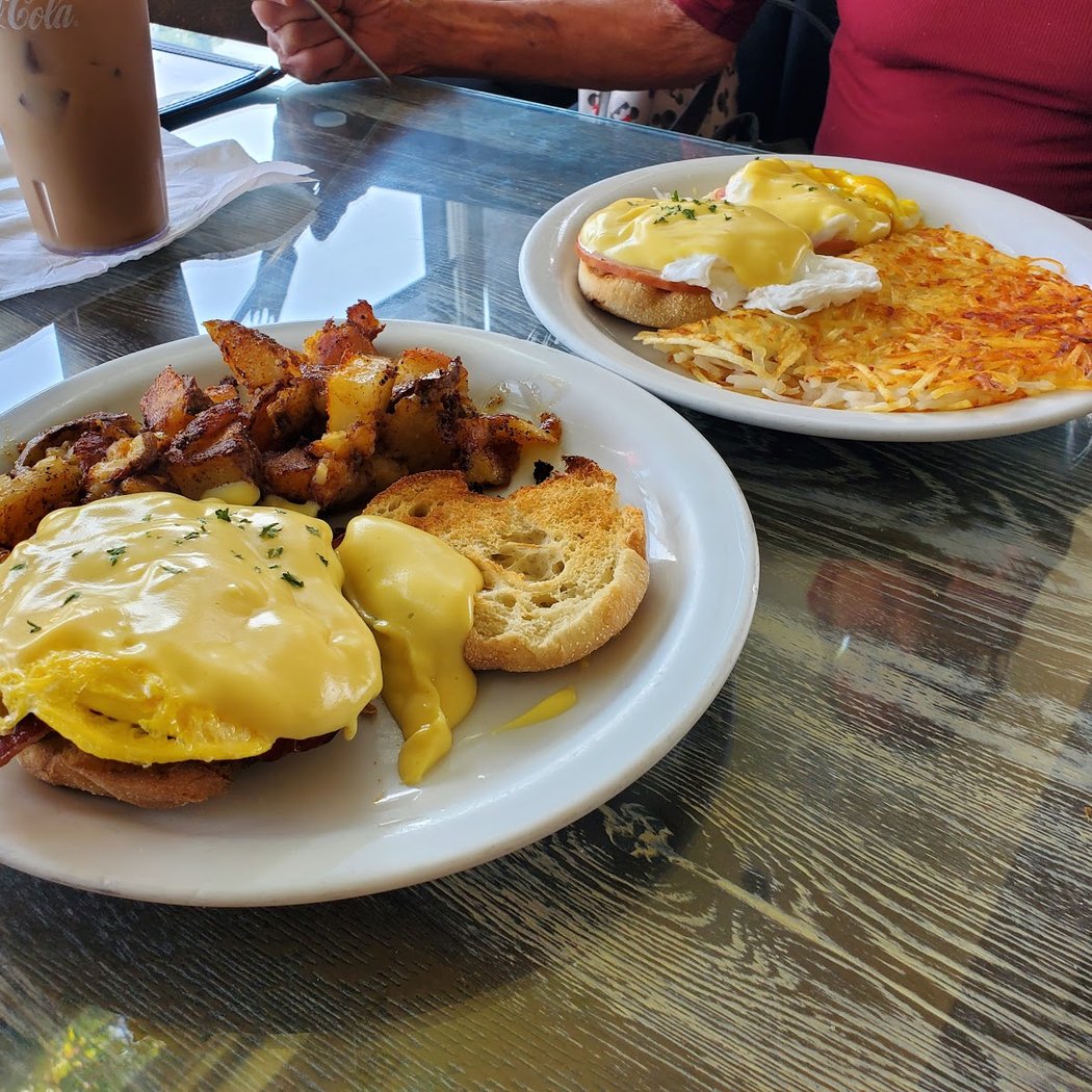 1800 Cafe 3