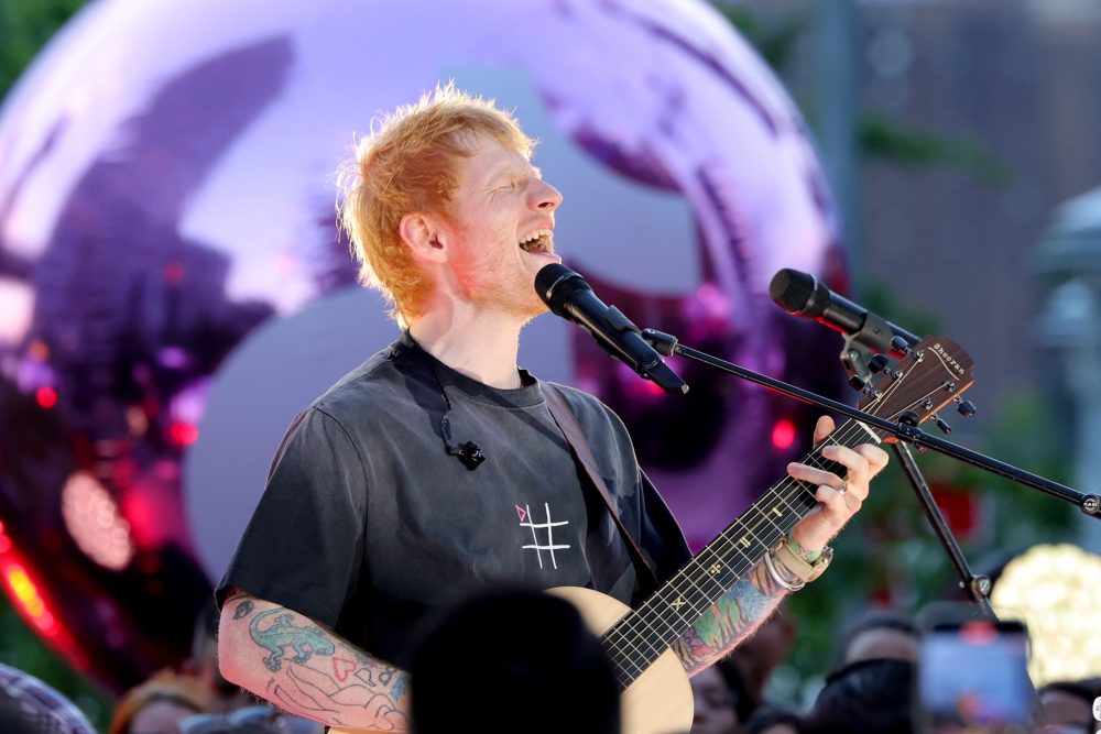 Ed Sheeran: LOOP Tour 2