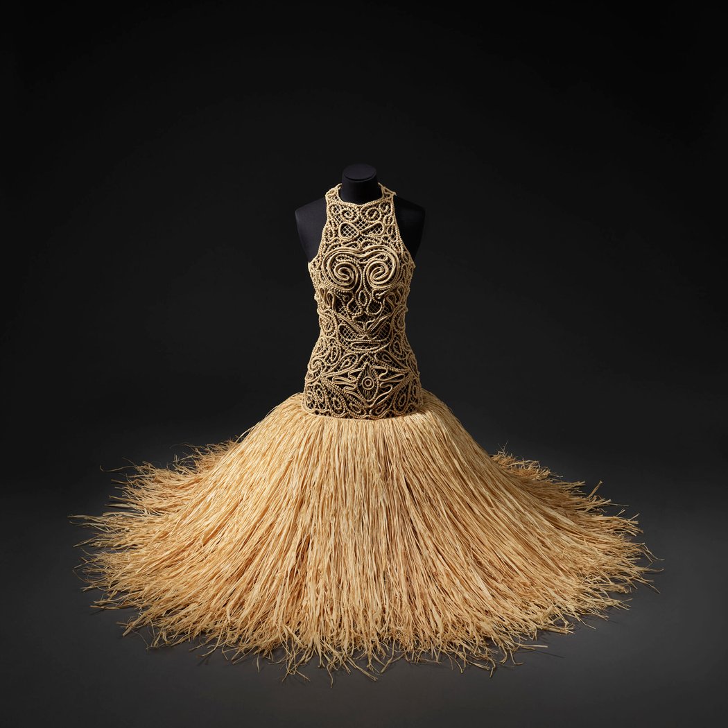 Fashion folklore 1