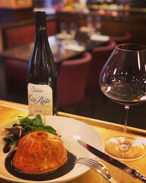 Le petit sommelier de Paris 1