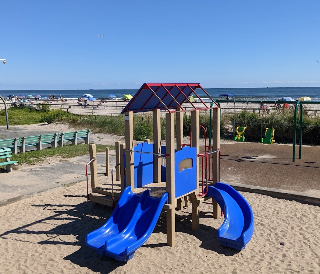 Playground 4