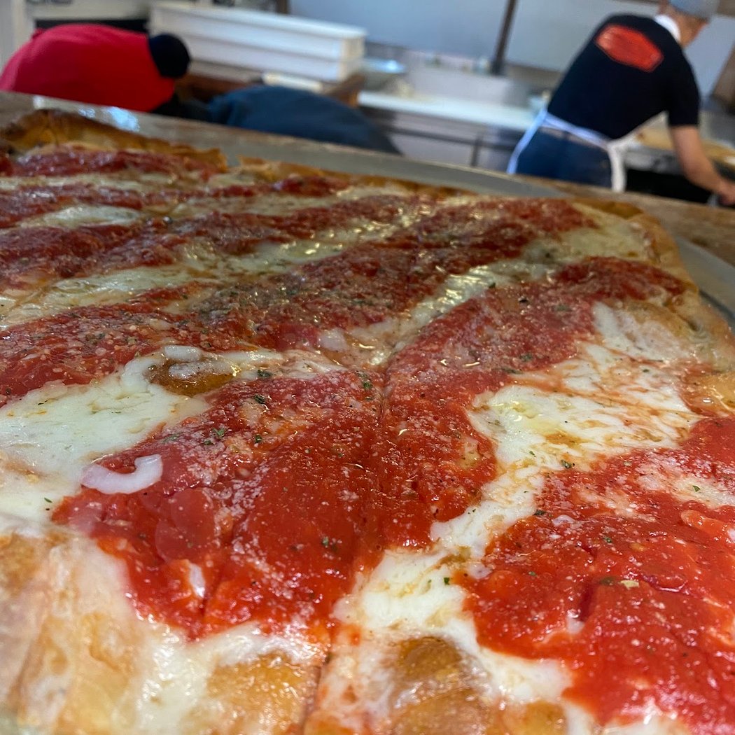 Lenny's Pizza 3