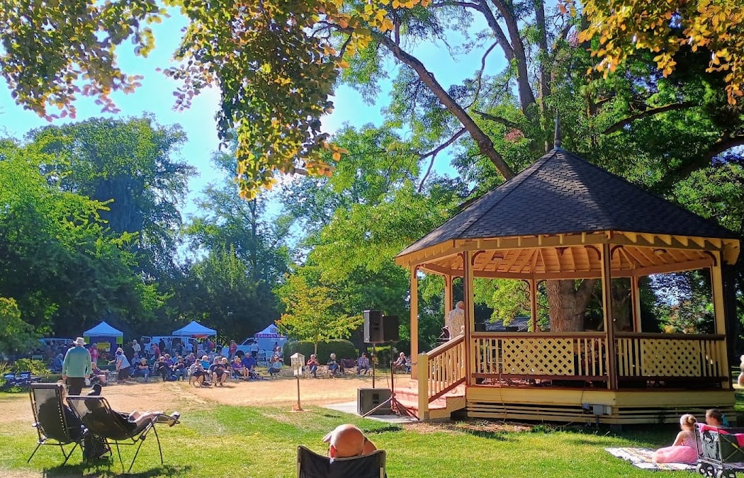 Elizabeth Park 1