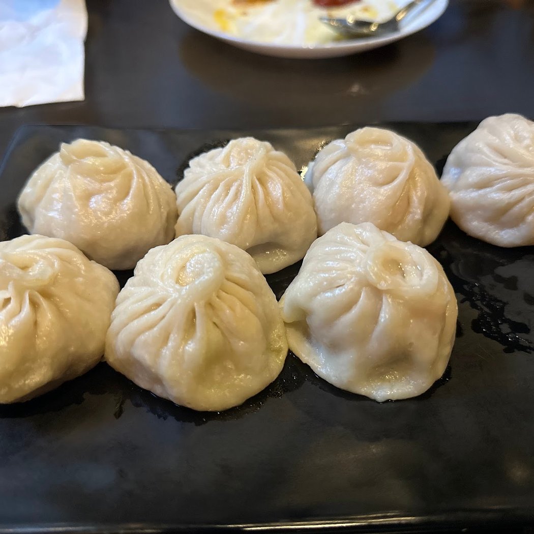 Live Music and Cocktails at Himalayan Yak 3