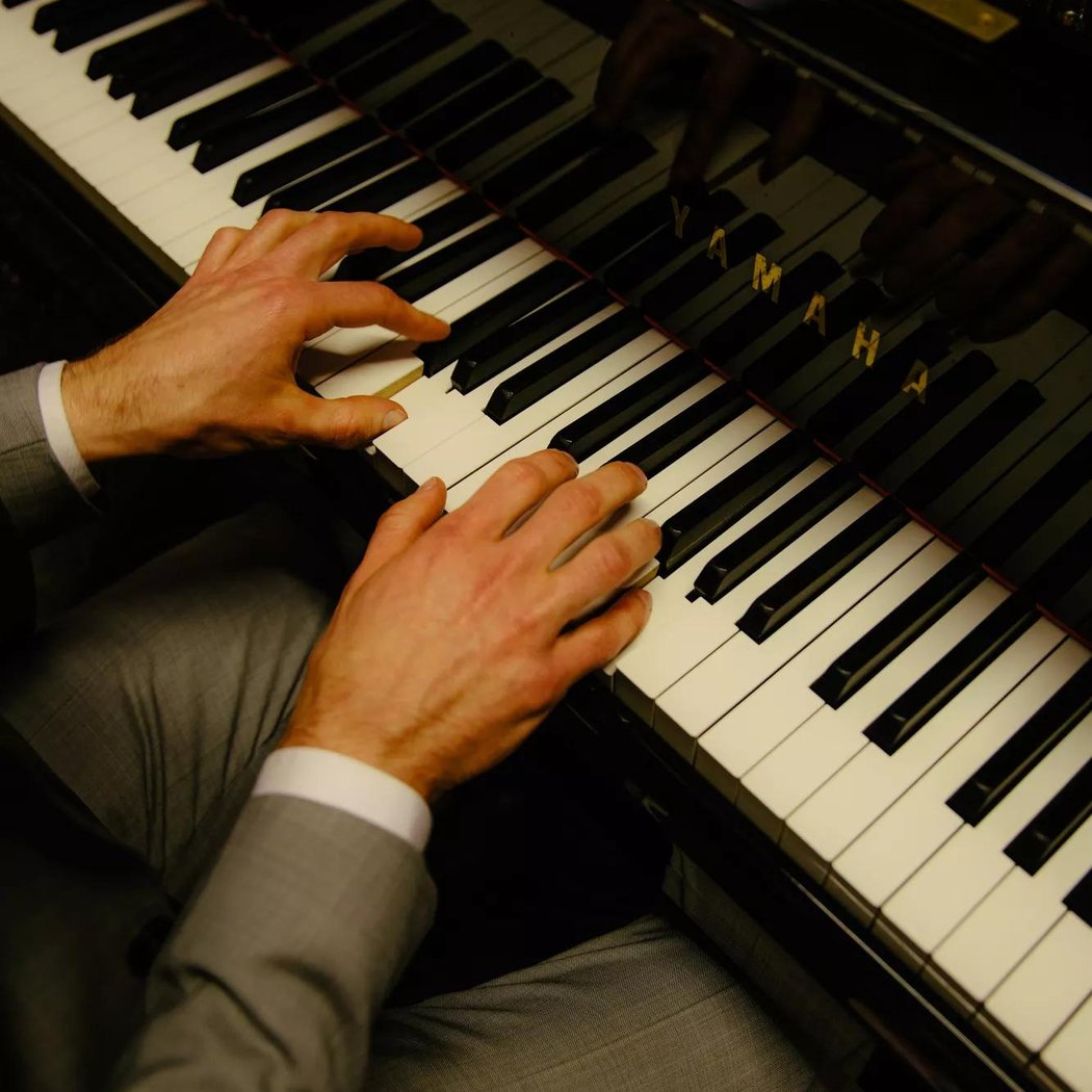 Café Carlyle 2