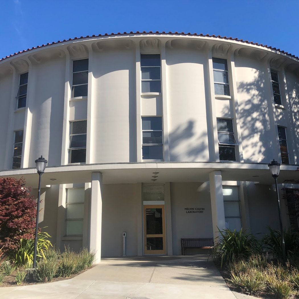 Simons Institute for the Theory of Computing 1
