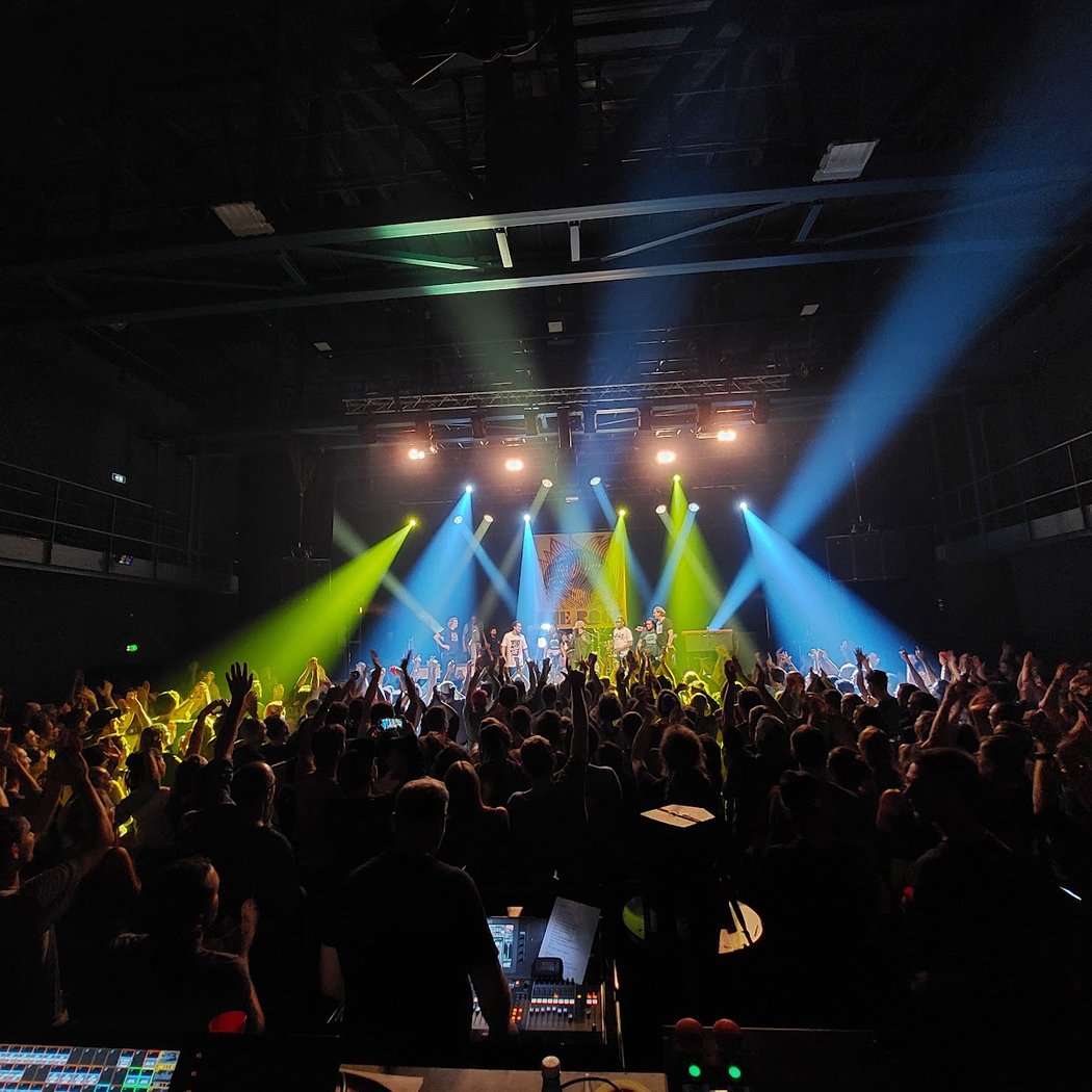 RAVE LUCID (Cie Mazelfreten) 1