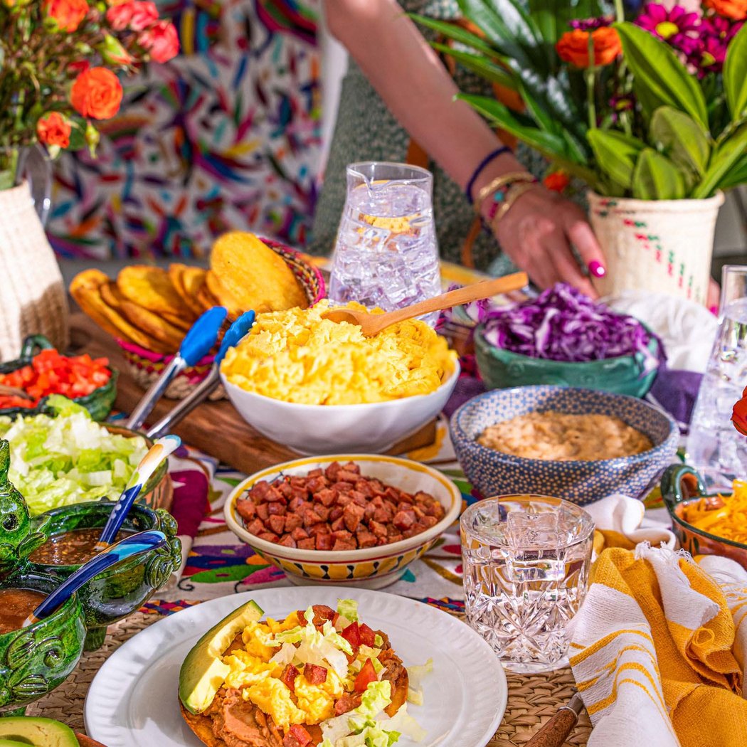 Latin Bingo Brunch at Zen 1