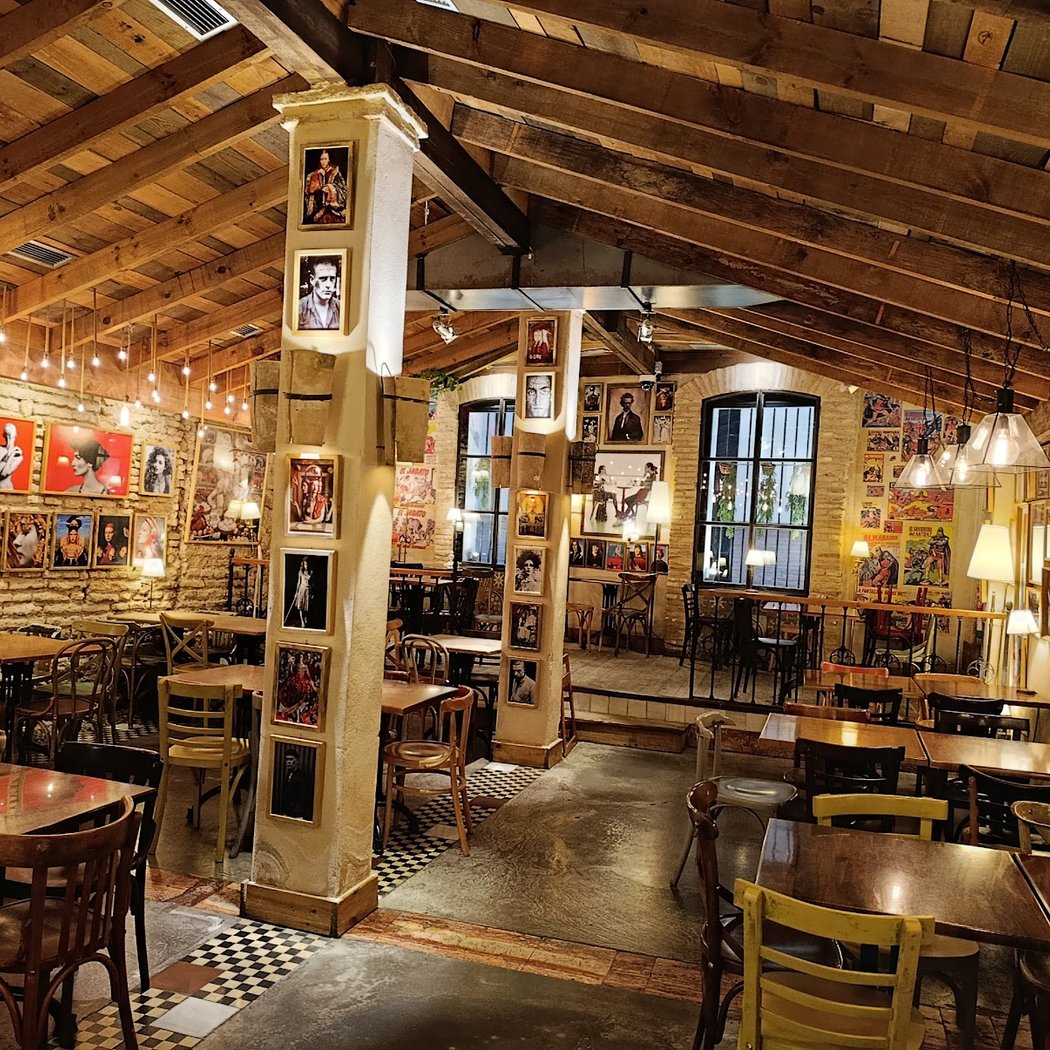 Pelayo Bar 4