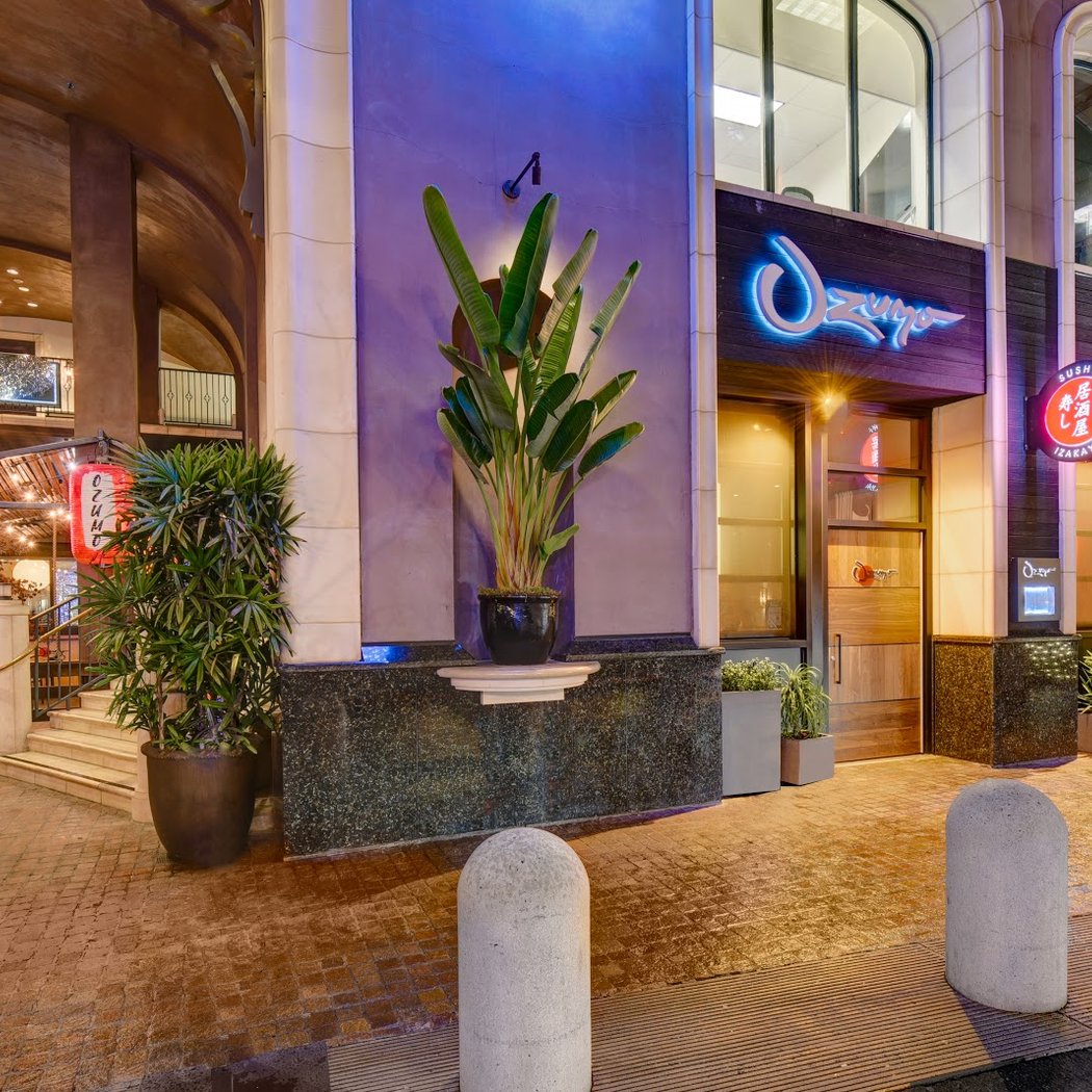 Ozumo Santana Row 3