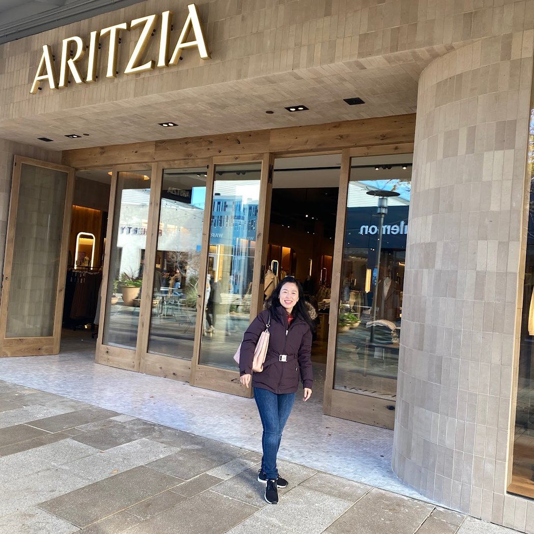 Aritzia 3