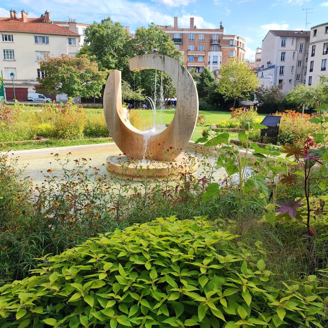 Square des Saint-Simoniens - Ménilmontant 3