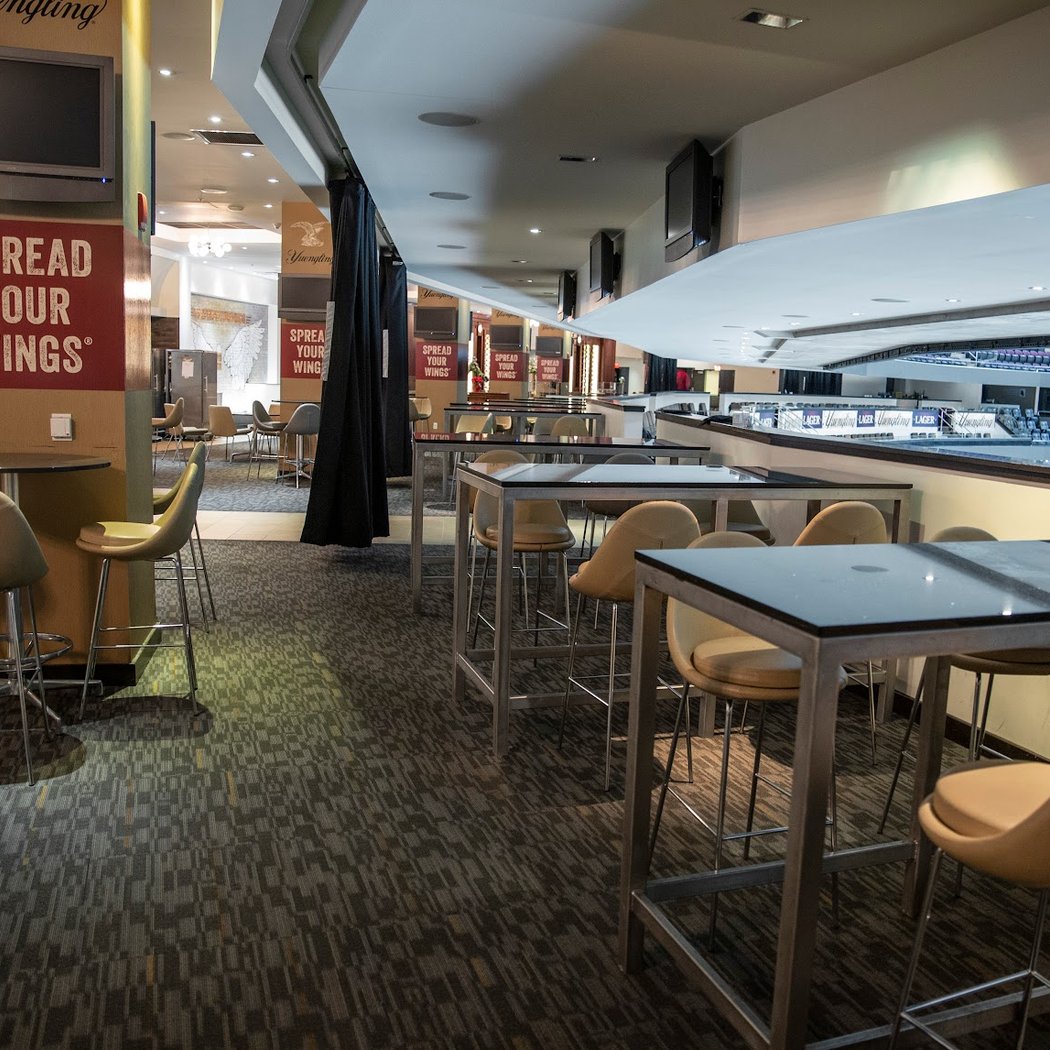 The Restaurant at Prudential Center 3