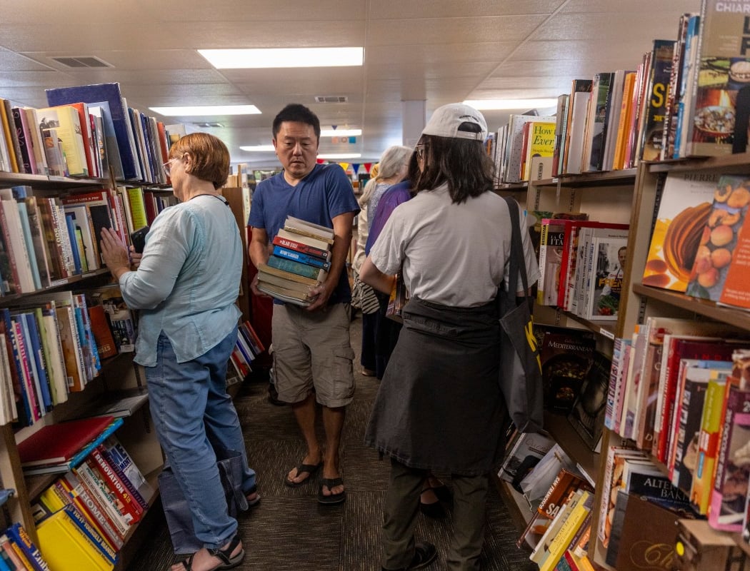 Friends of the Palo Alto Library 2