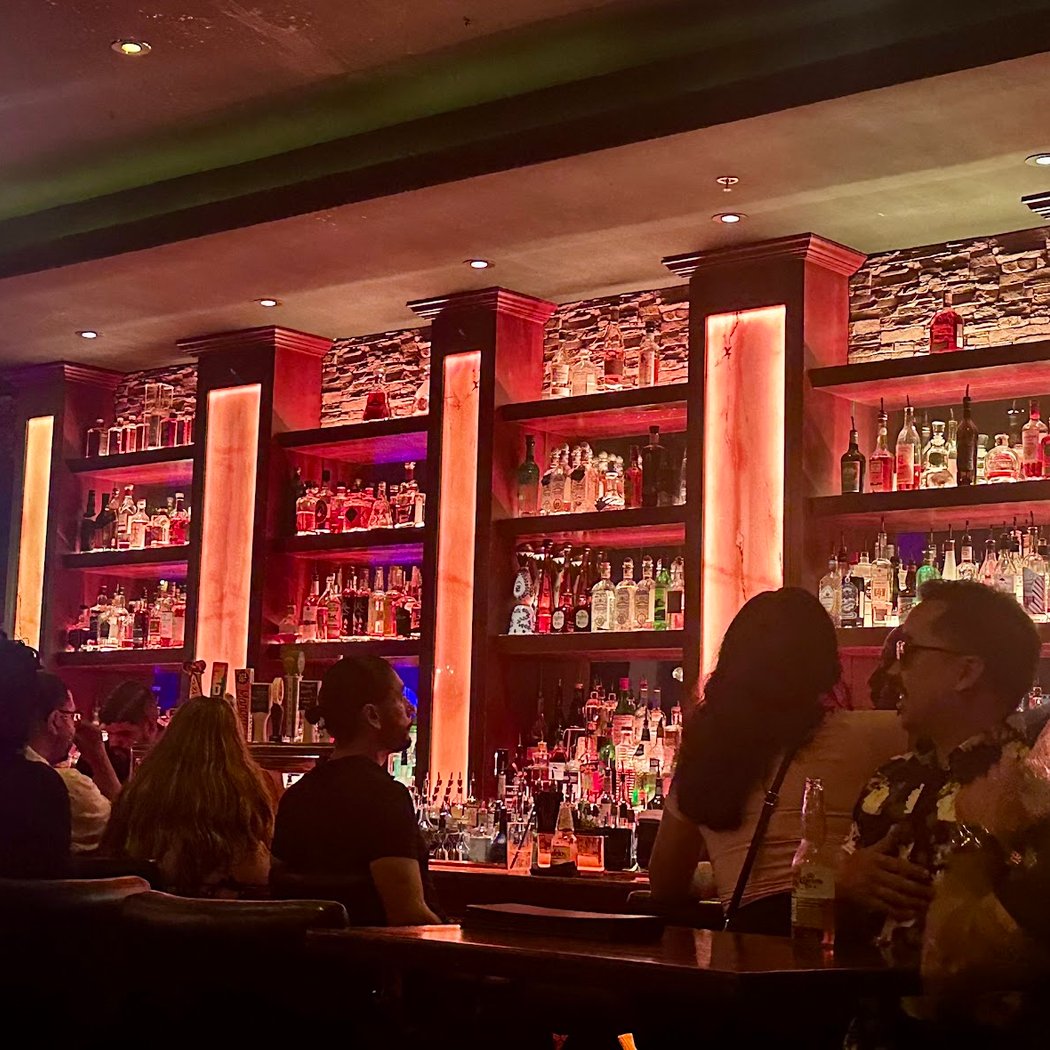 Lucy's Lounge 2