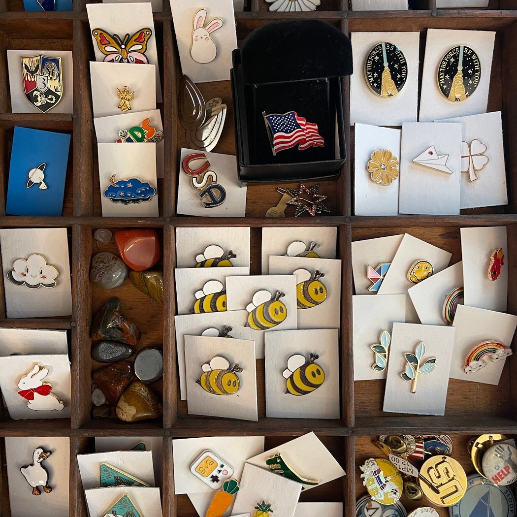 Mom & Pop Art Shop 1