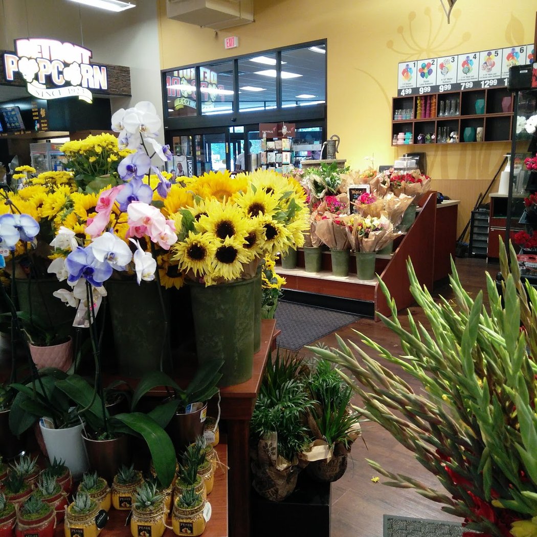 Traver Village Shopping Center 1