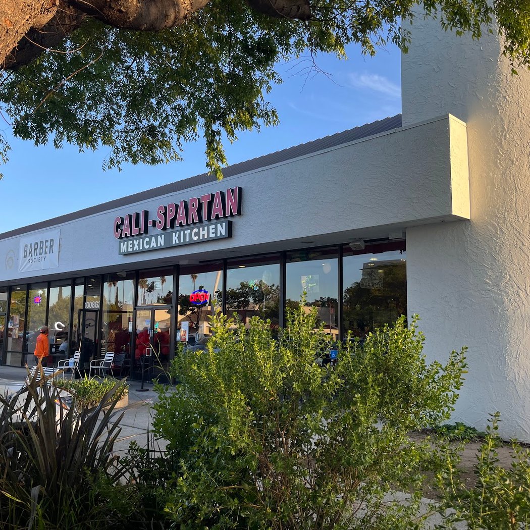 Cali spartan mexican kitchen 2