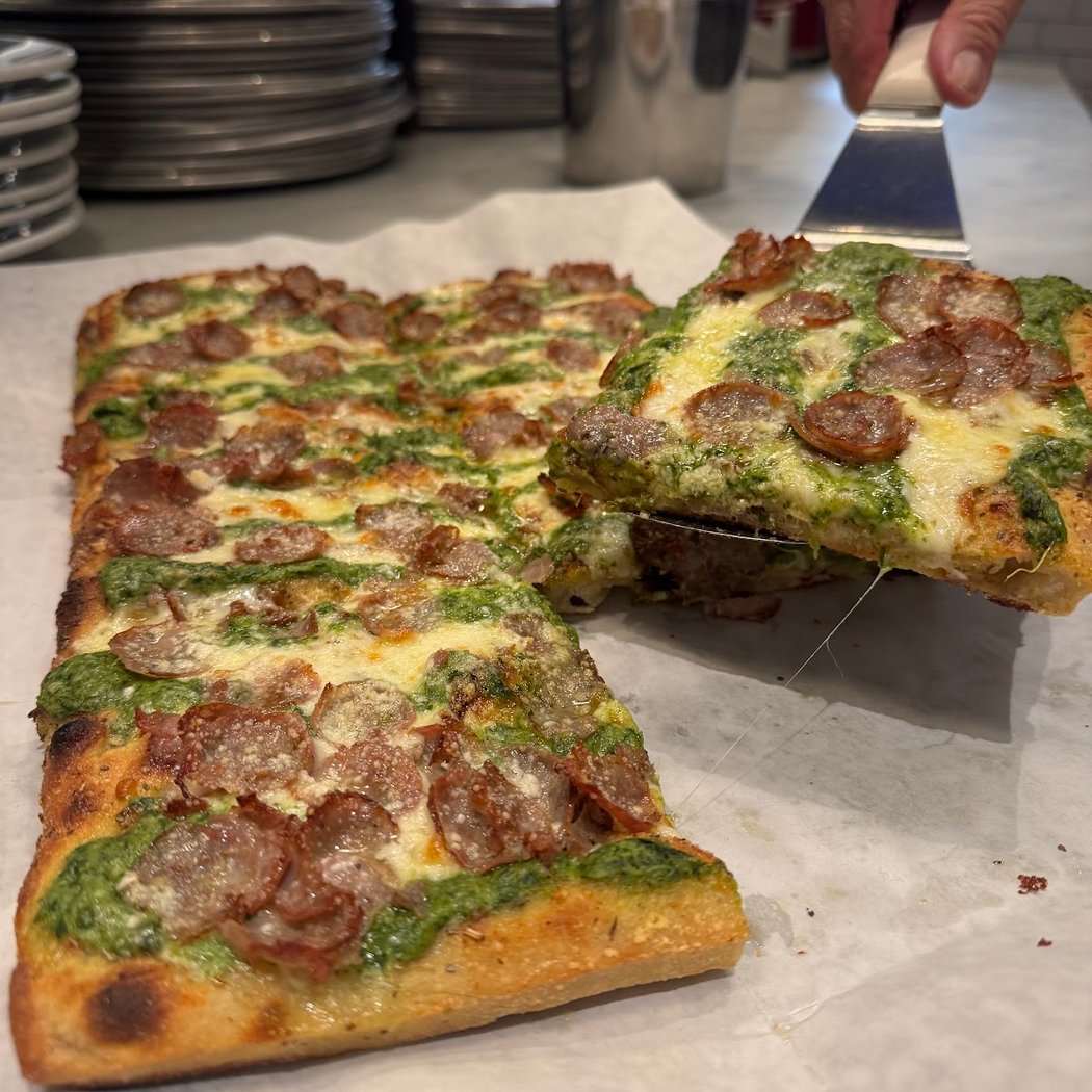 La Villa Pizzeria 3