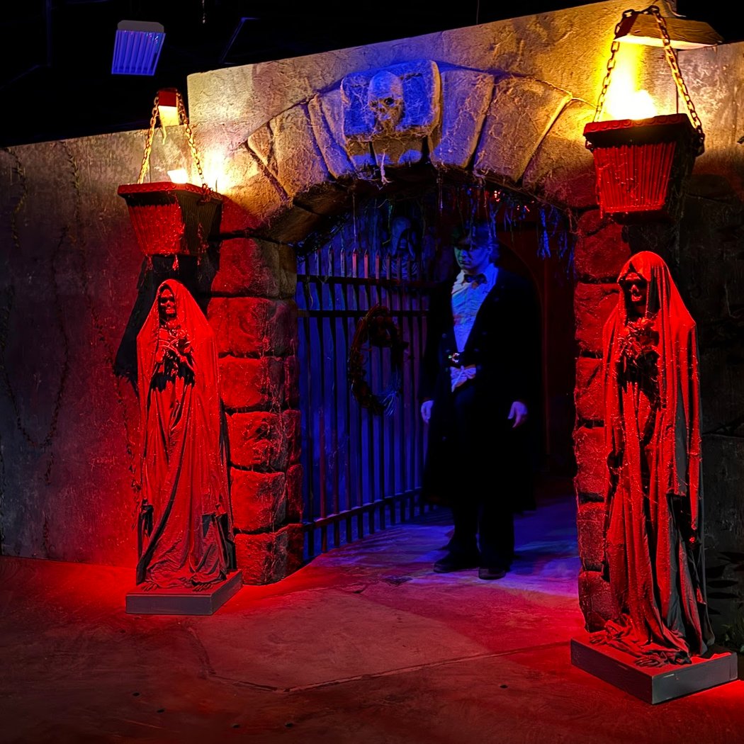 Scared by the Sound Haunted House 1