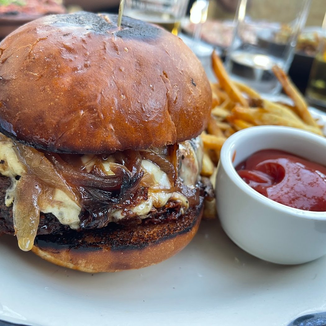 Vesta Trattoria & Wine Bar 5