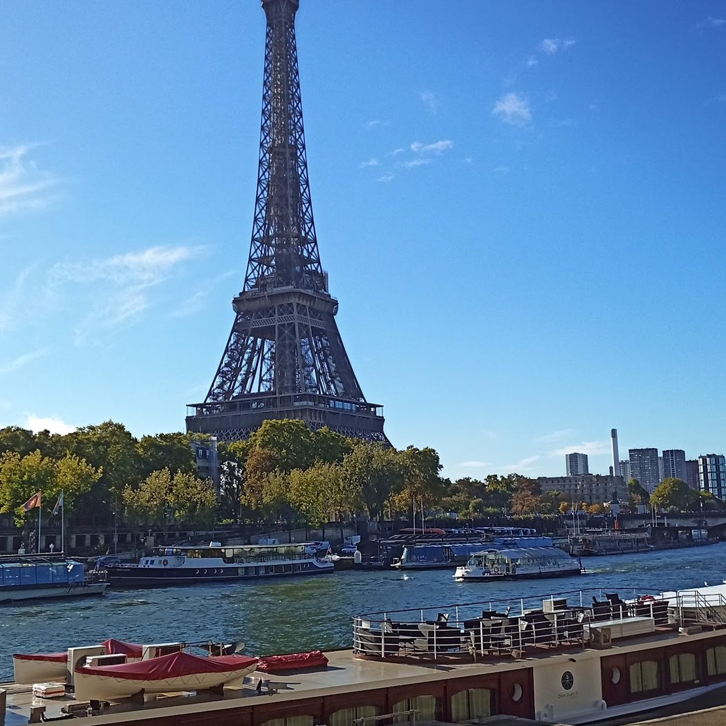 Av. d'Iéna 2