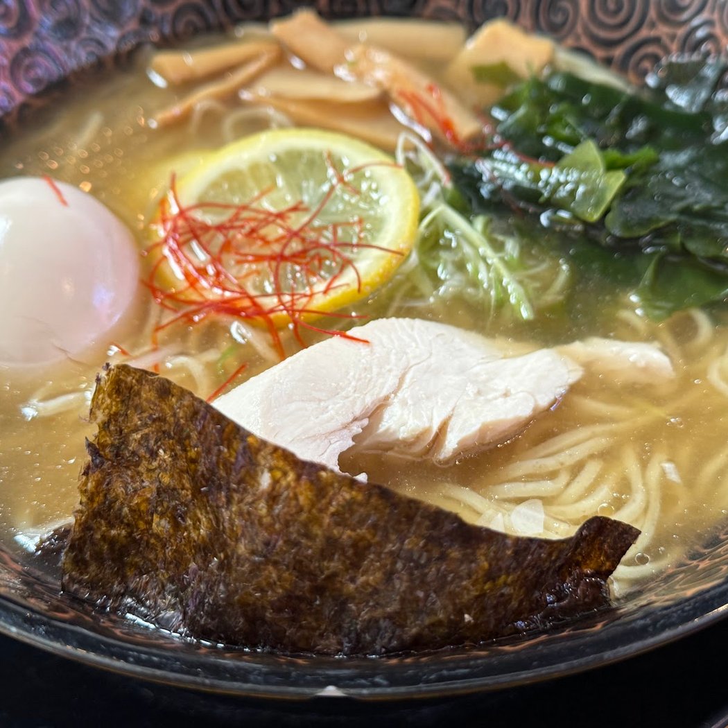 Menya Kanemaru Golden Ramen 3