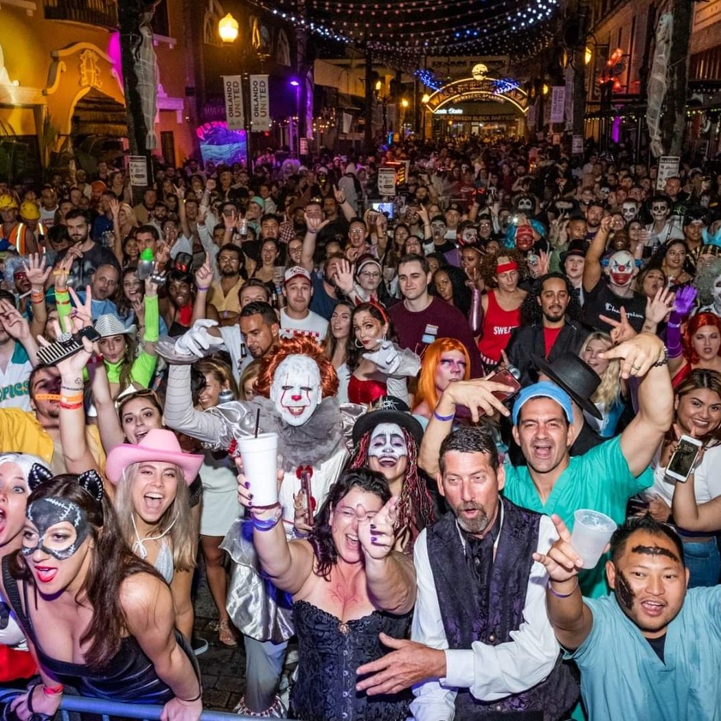 Wall Street Plaza Rolling Block Party 2