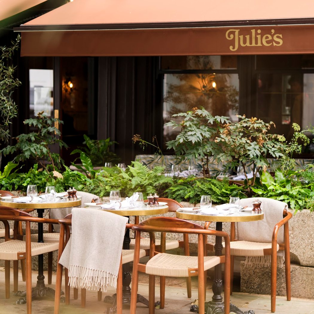 Julie's Restaurant 2