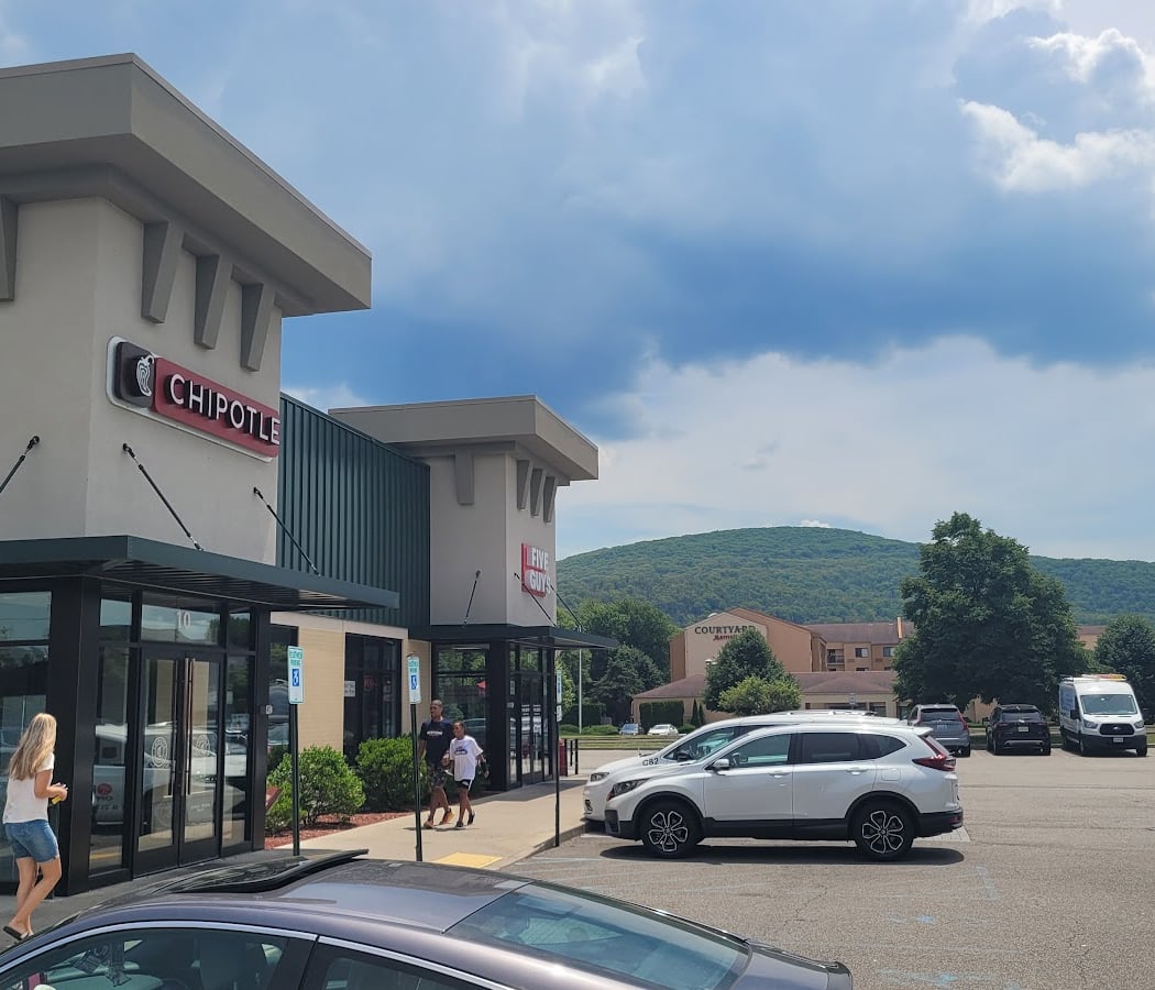 Hudson Valley Towne Center 1