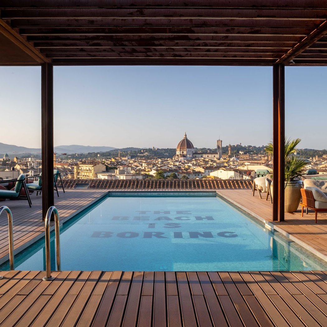 Trekking urbano e yoga sul rooftop 2