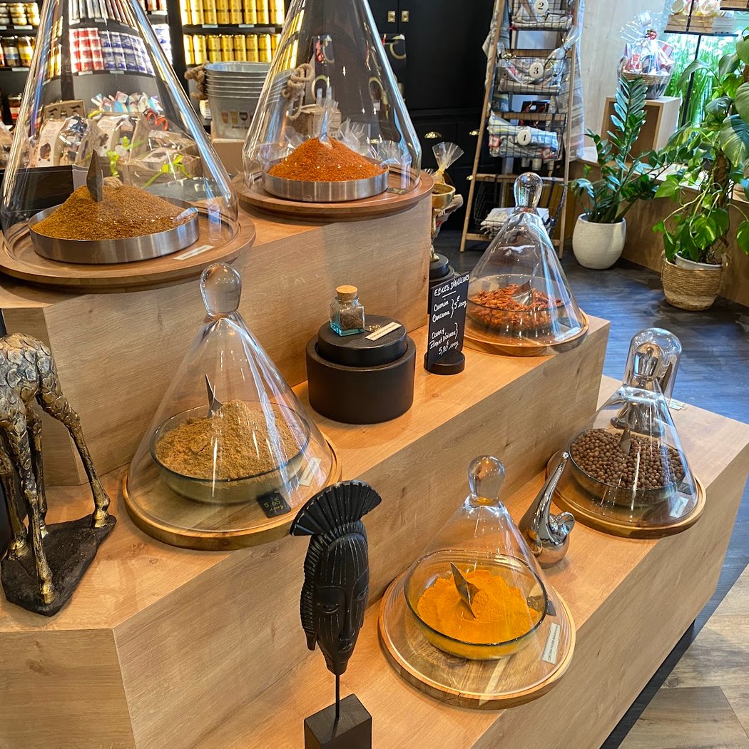 Maison Francis Miot - Boutique Pau centre - Salon de thé 3