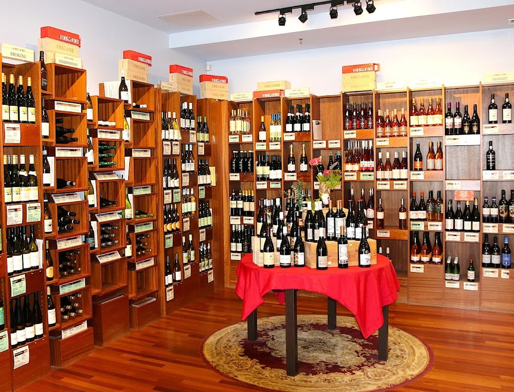 Free Wine Tastings at vinodivino Needham