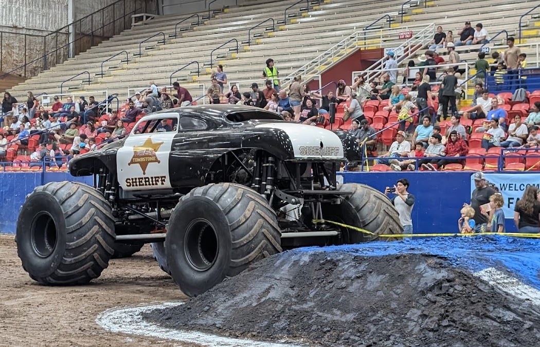 Monster Truck Wars
