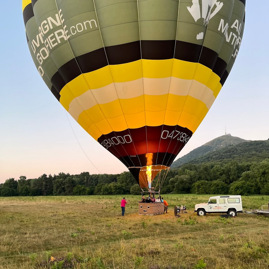 Auvergne Montgolfière 2