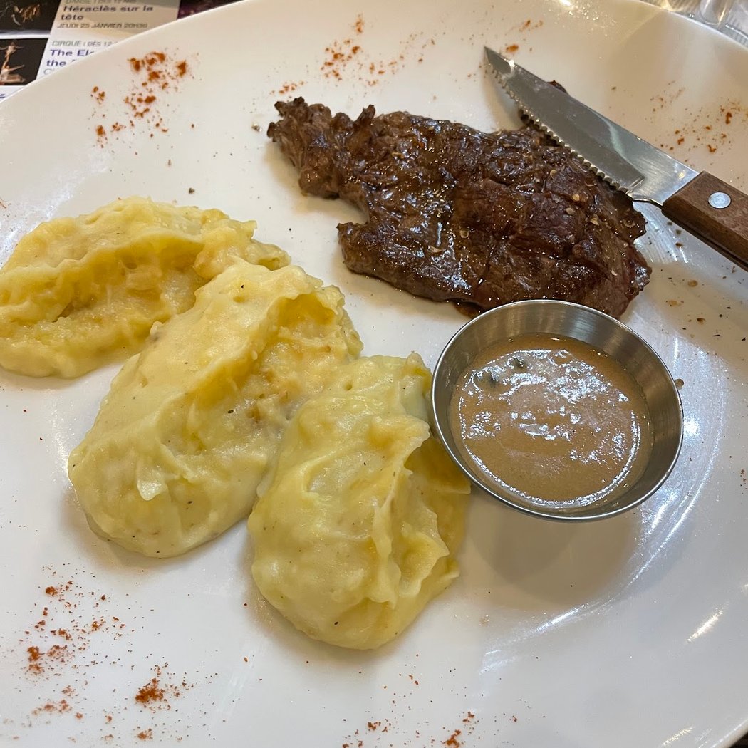 Brasserie Bonaparte Aulnay 4