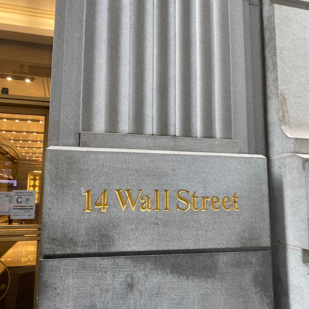 Esquires Of Wall St 2