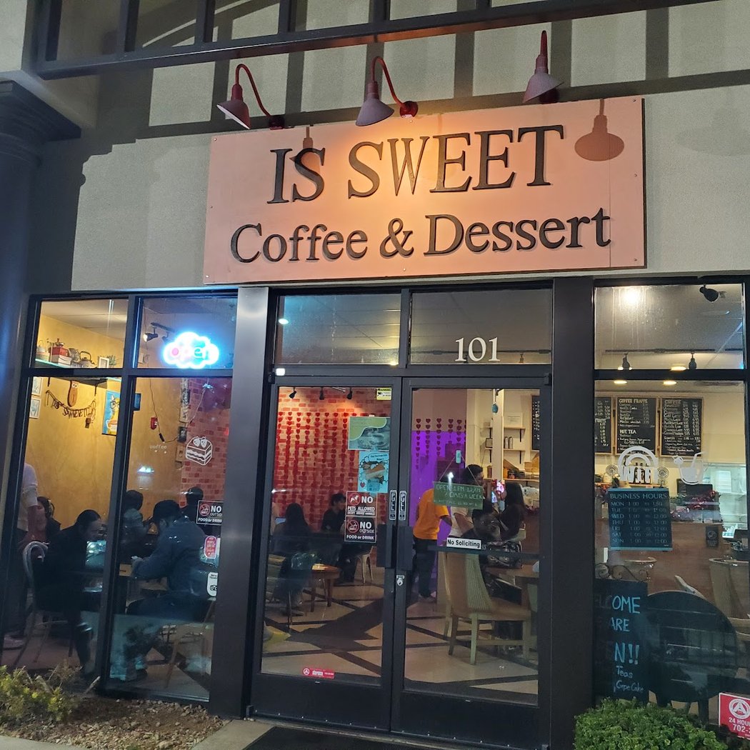 Is Sweet Coffee & Dessert 2