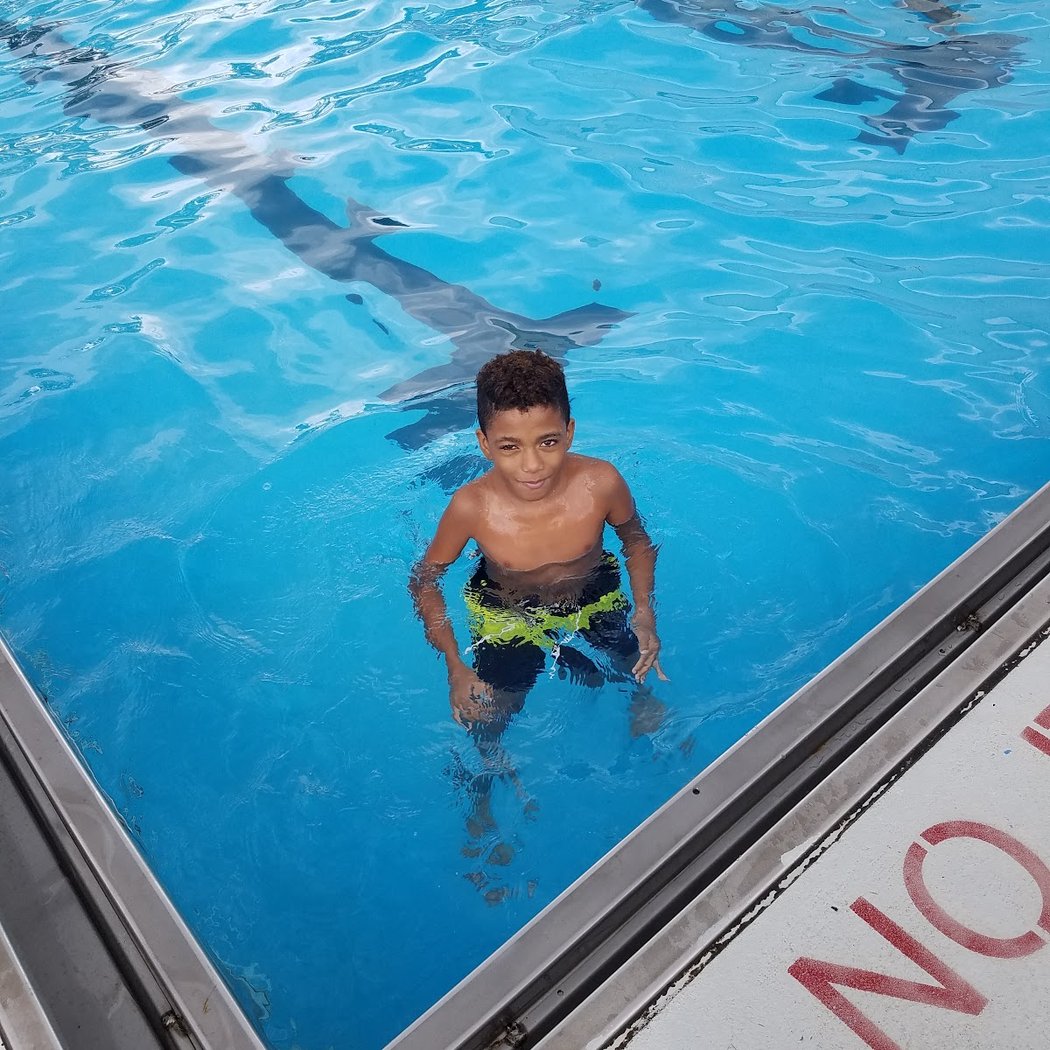 Riverbank State Park Outdoor Pool 2