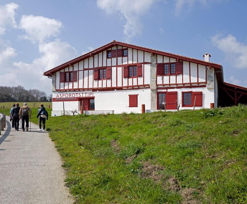 Maison de la Corniche - Asporotsttipi 3