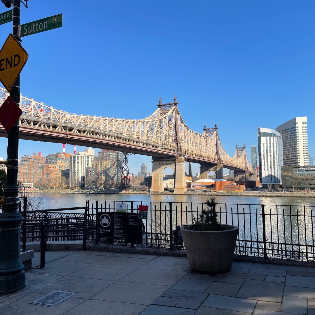 Sutton Place 1