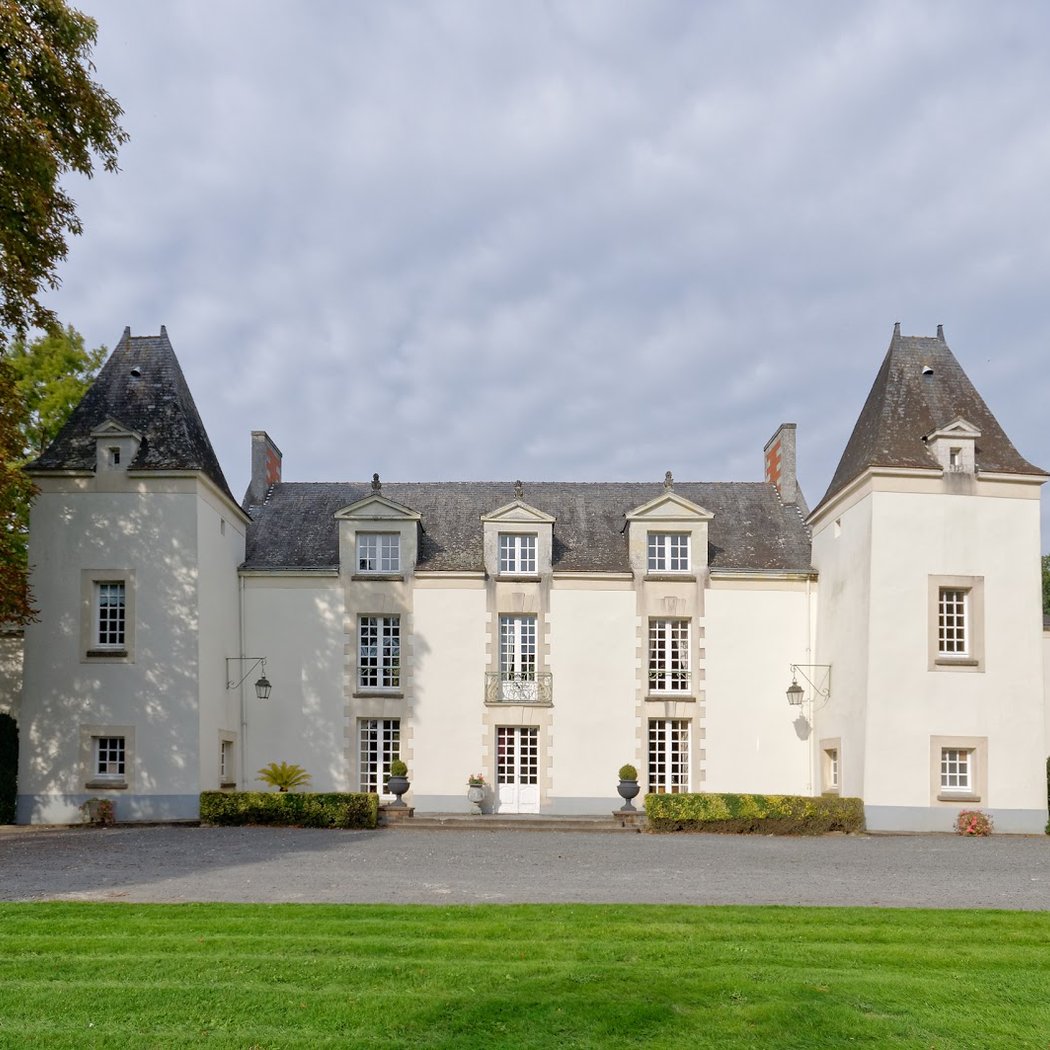 Castle CASSEMICHERE 2
