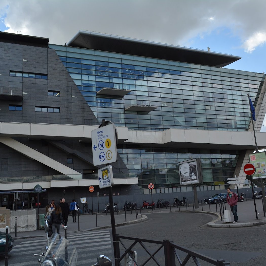 Porte Maillot 1