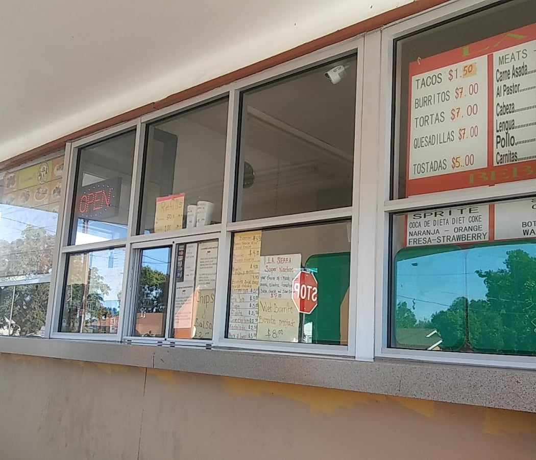 La Sierra Taqueria 3