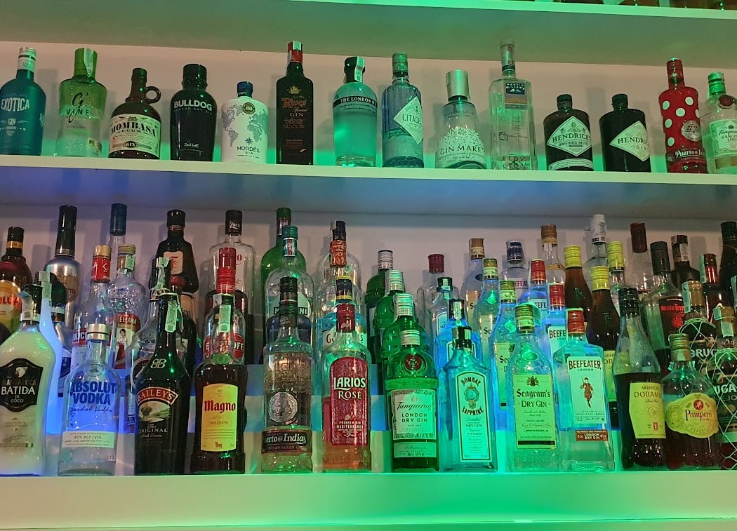 Bar Minimo 2