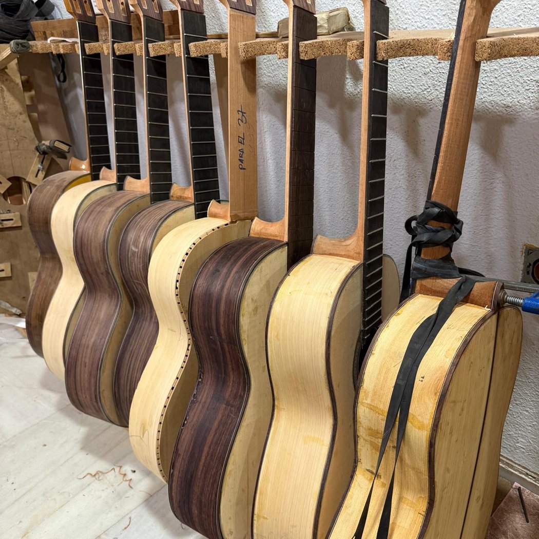 Guitarrería Álvarez y Bernal | Tienda de Guitarras en Sevilla 1