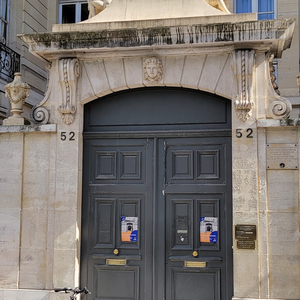 Rue de Sévigné 3