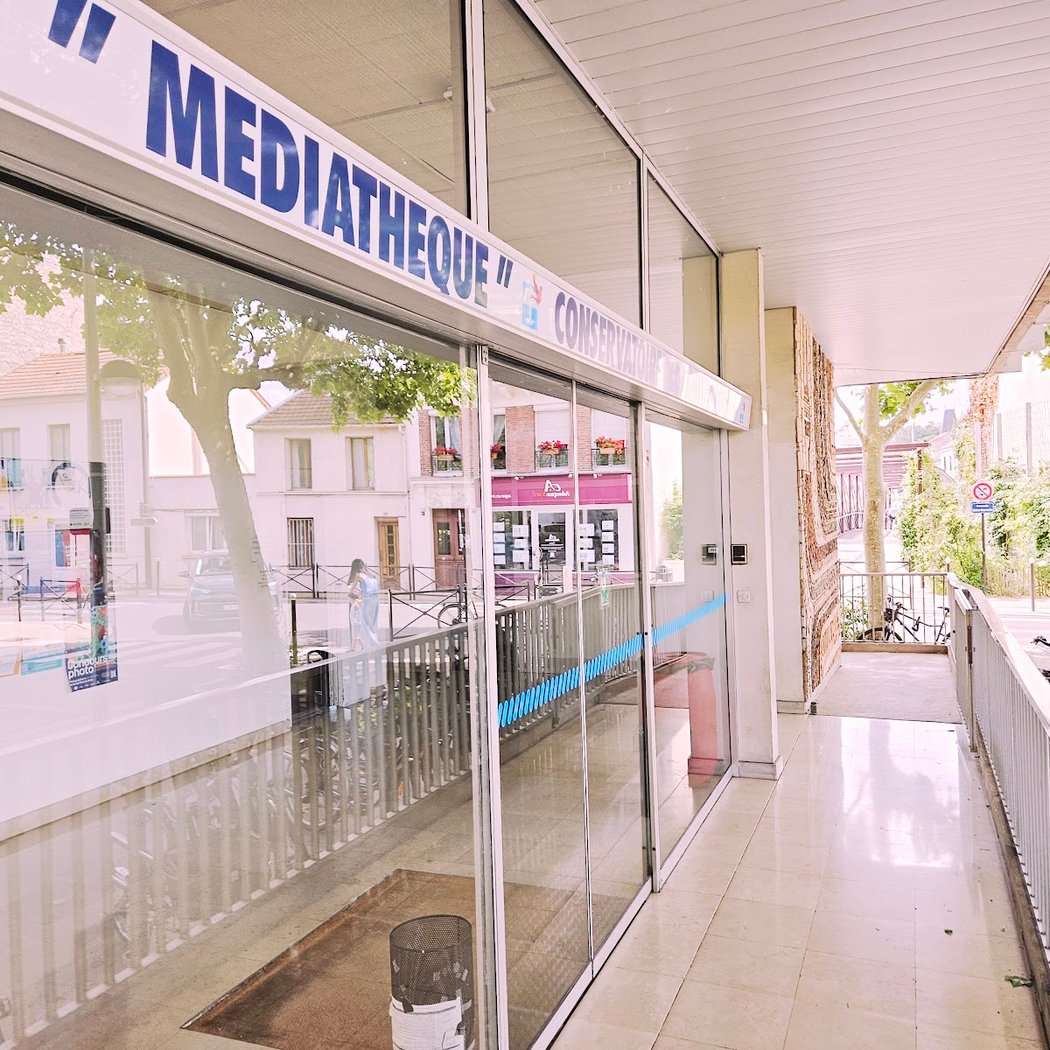 Médiathèque Jean-Monnet 5