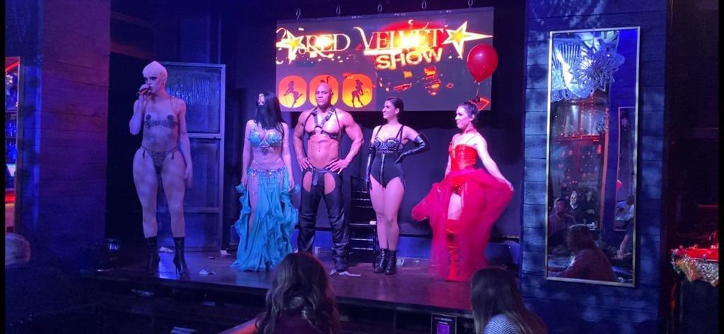 Red Velvet Burlesque & Cabaret Dinner Show NYC 2